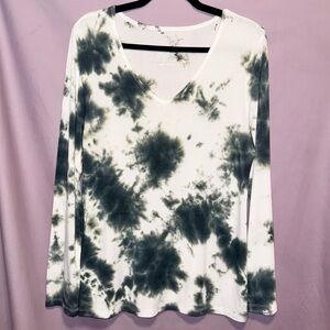 Women's Dark Green & White Tie-Dye Long Sleeve Top (M)